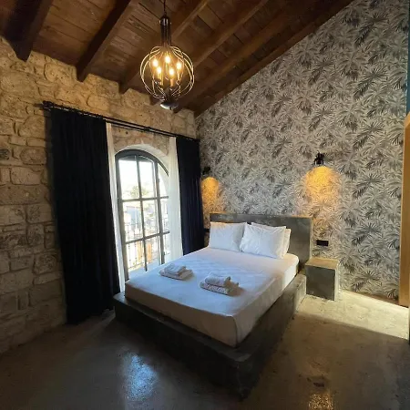 Rhea Boutique 阿拉恰特