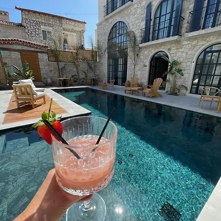 Rhea Boutique Hotell Alaçatı
