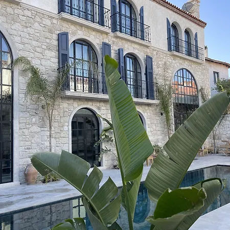 Rhea Boutique Hotell Alaçatı