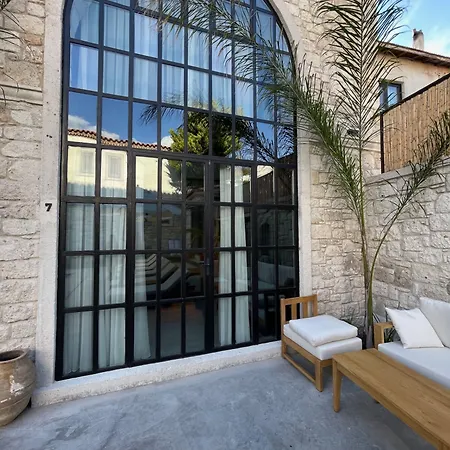 Rhea Boutique Hotell Alaçatı