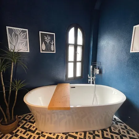 Rhea Boutique 酒店 *