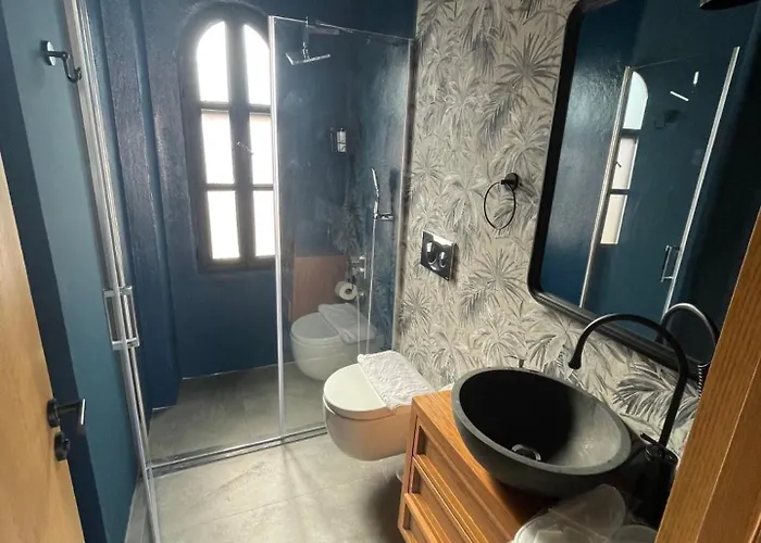 Rhea Boutique Hotel