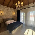 Hotel Rhea Boutique *