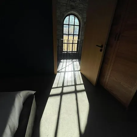 Rhea Boutique Hotel *