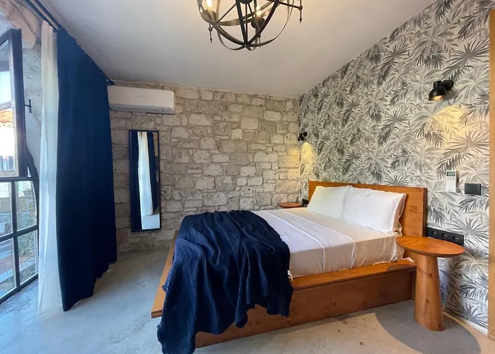 Rhea Boutique * Alacati